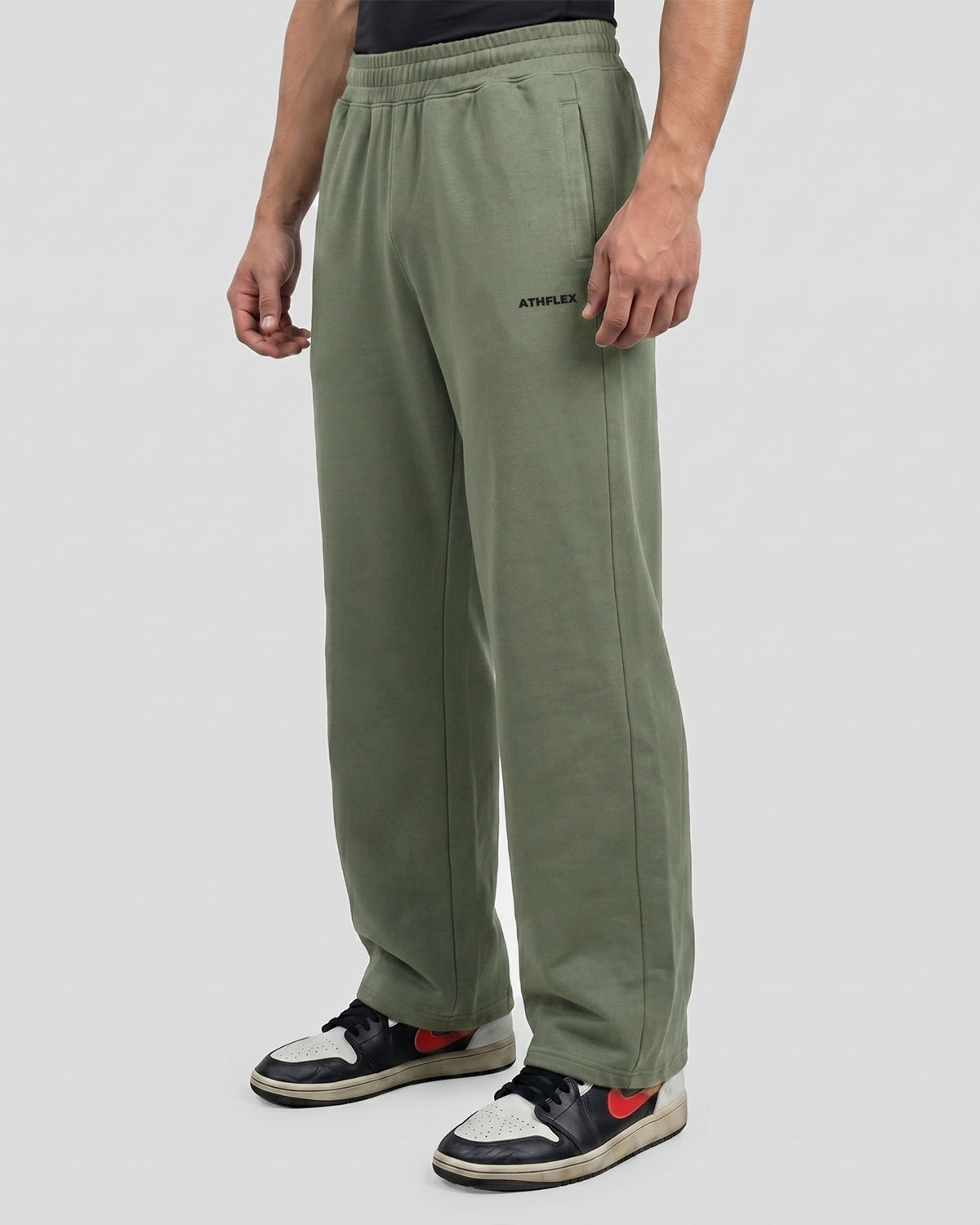 Classic Straight Pants