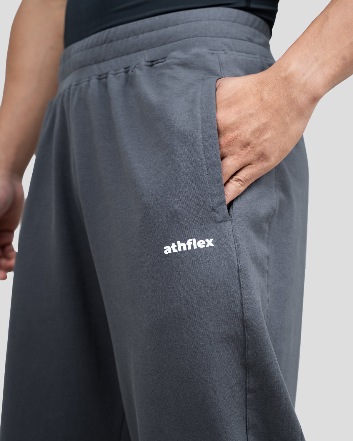 Stride Straight Pants